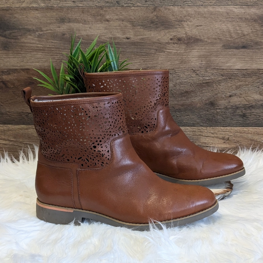 Rockport Perforated Ankle Boots